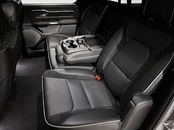 Dodge RAM 1500 21 of 27