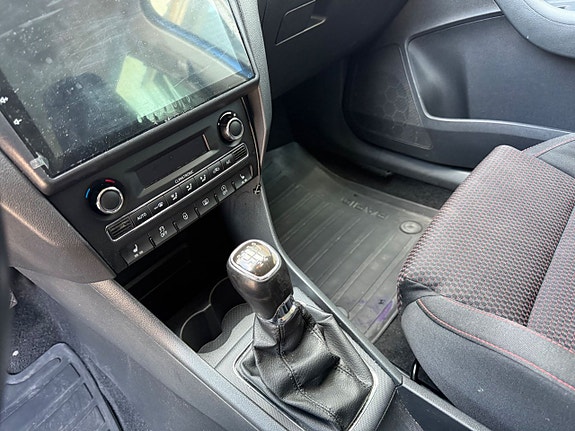 Skoda Rapid Spaceback 15 of 17