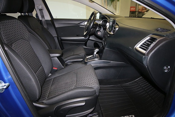 Kia Ceed 11 of 22