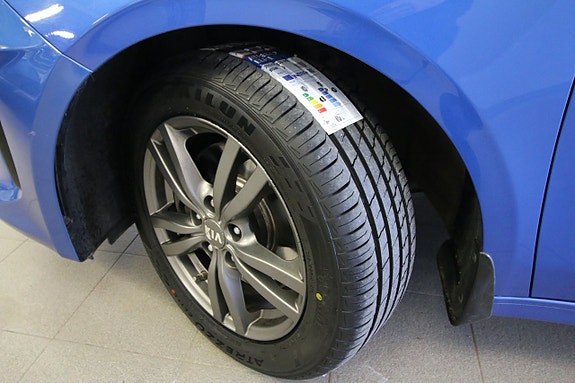 Kia Ceed 2 of 22