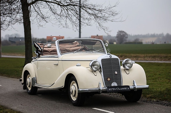 Mercedes-Benz 170 2 of 5