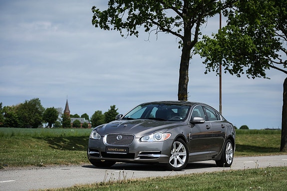 Jaguar XF 4 of 20