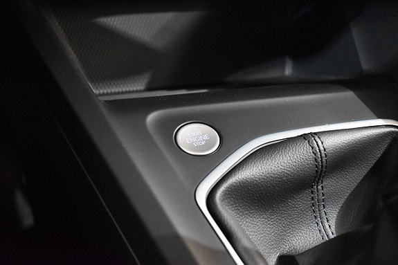 Volkswagen Golf I 18 of 24