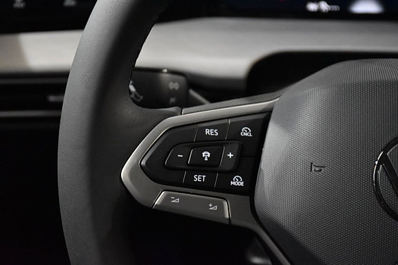 Volkswagen Golf I 11 of 24