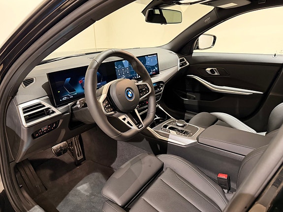 BMW 330e 4 of 12