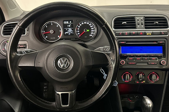 Volkswagen Polo 12 of 21