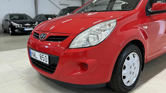 Hyundai i20 4 of 5