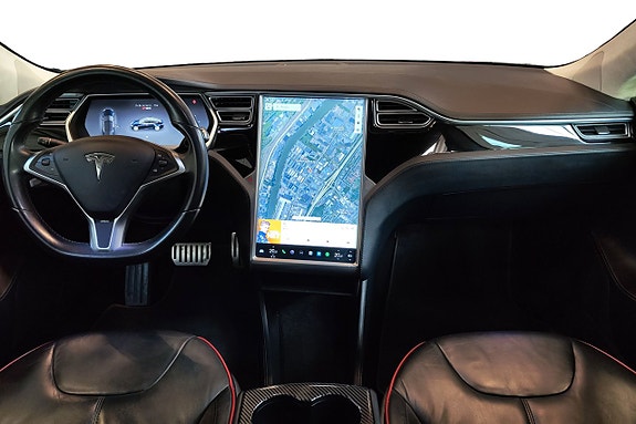 Tesla Model S 15 of 23