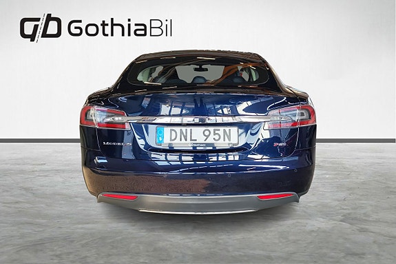 Tesla Model S 6 of 23