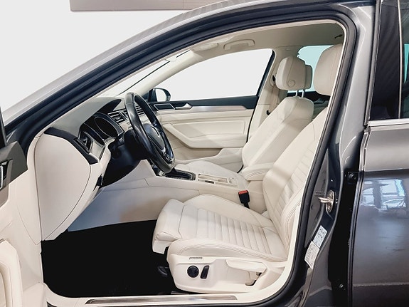 Volkswagen Passat 5 of 5