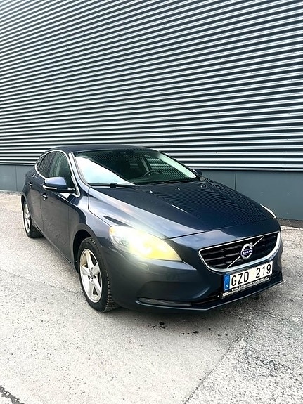 Volvo V40