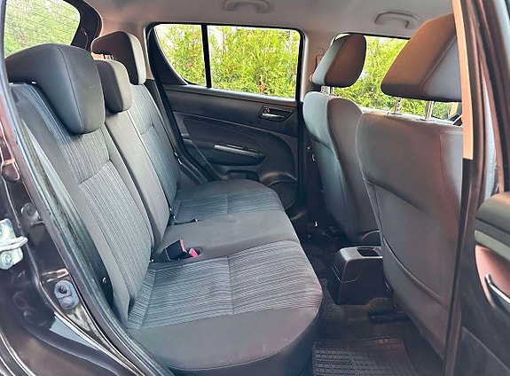 Suzuki Swift 13 of 25