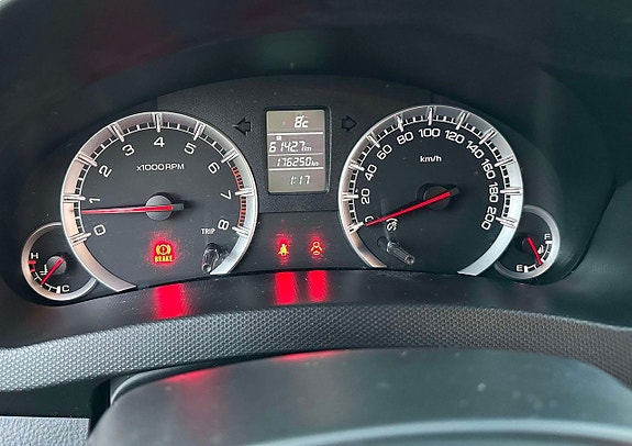 Suzuki Swift 9 of 25