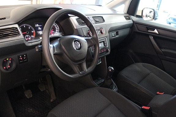 Volkswagen Caddy 9 of 22
