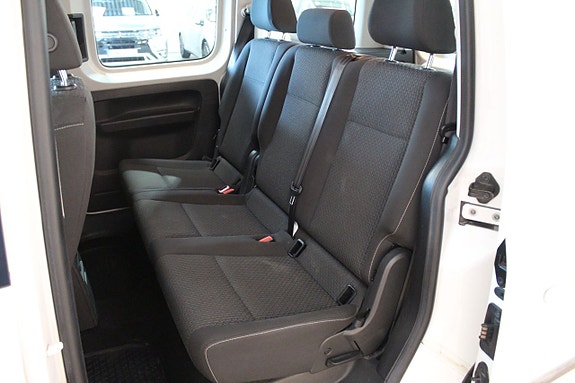 Volkswagen Caddy 10 of 22