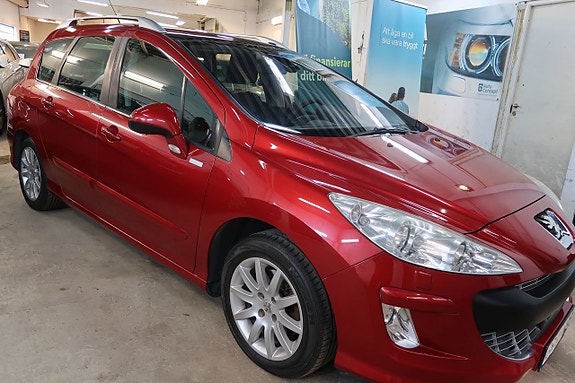 Peugeot 308 SW 7 of 17