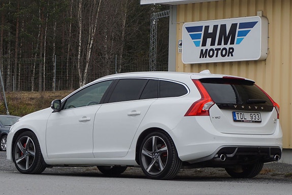Volvo V60 22 of 30