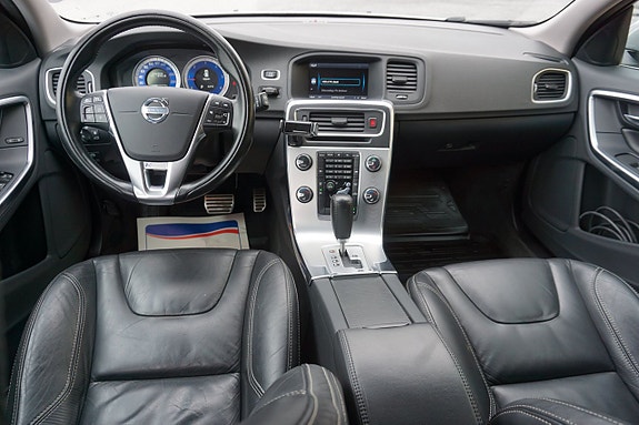 Volvo V60 24 of 30