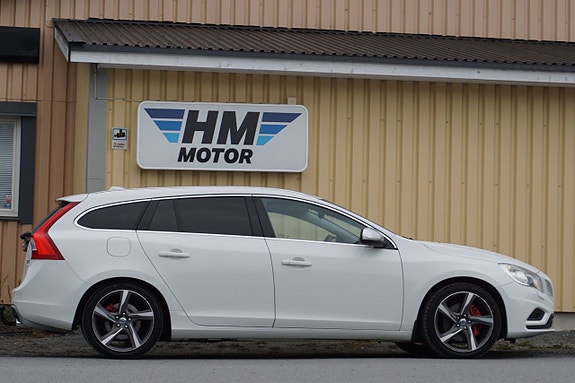 Volvo V60 15 of 30