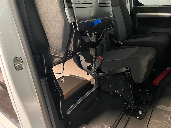Citroen E-Jumpy 10 of 11