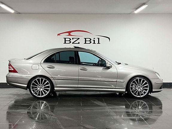 Mercedes-Benz C55 6 of 21