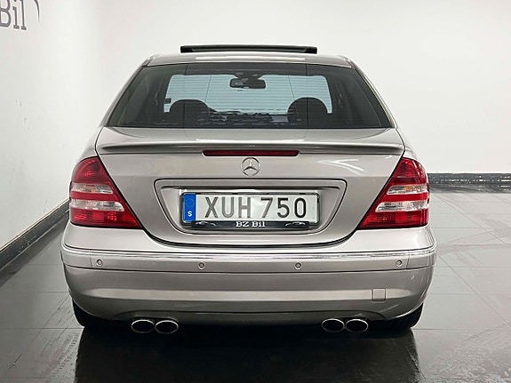 Mercedes-Benz C55 4 of 21