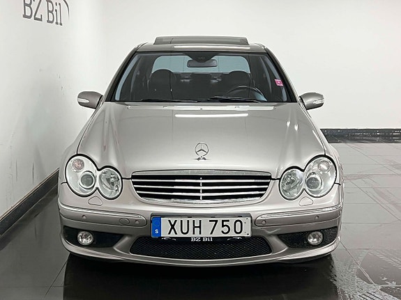 Mercedes-Benz C55 2 of 21