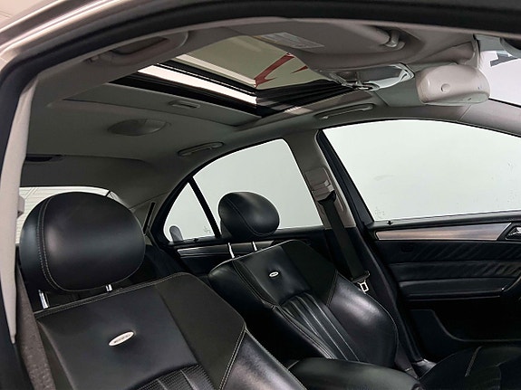Mercedes-Benz C55 18 of 21