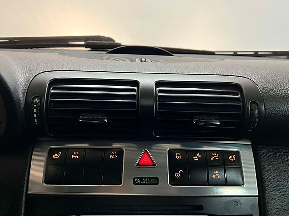 Mercedes-Benz C55 15 of 21