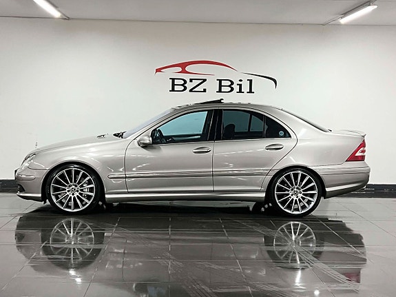 Mercedes-Benz C55 3 of 21