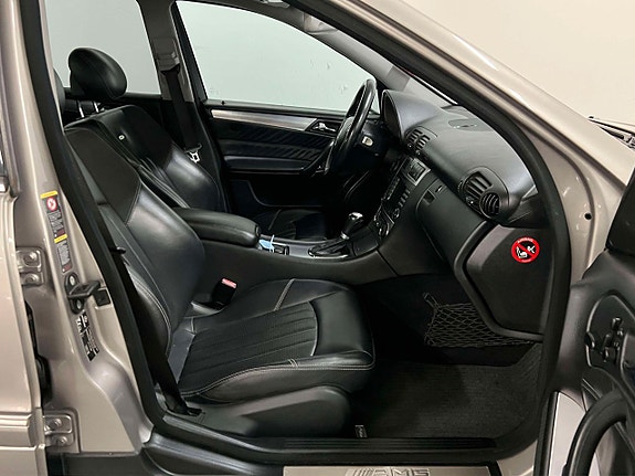 Mercedes-Benz C55 17 of 21