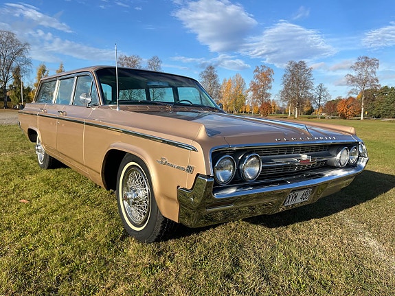 Oldsmobile Dynamic 88 14 of 25
