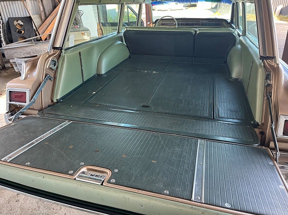Oldsmobile Dynamic 88 11 of 25