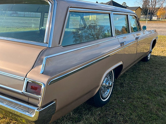Oldsmobile Dynamic 88 10 of 25