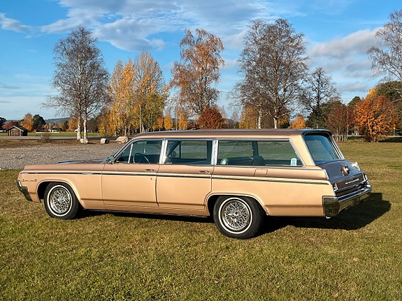 Oldsmobile Dynamic 88 8 of 25