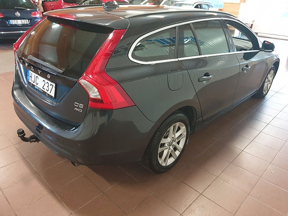 Volvo V60 5 of 8