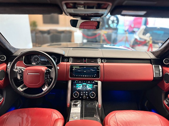 Land Rover Range Rover 13 of 30
