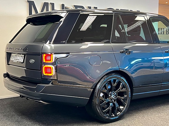 Land Rover Range Rover 10 of 30