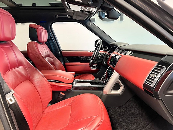 Land Rover Range Rover 16 of 30