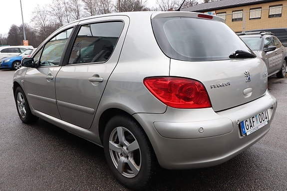 Peugeot 307 4 of 14