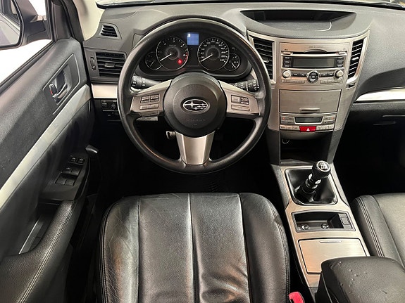 Subaru Outback 7 of 14
