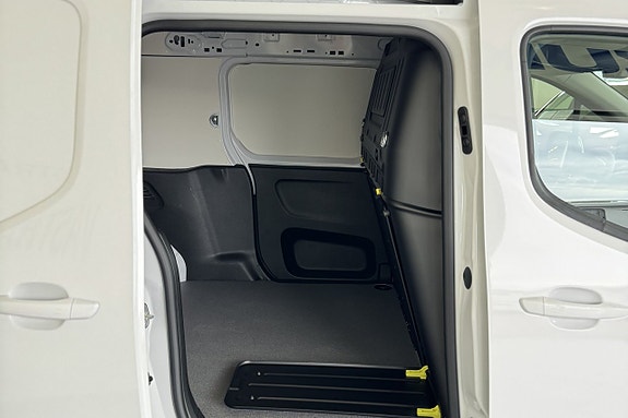 Fiat E-Doblò 9 of 11