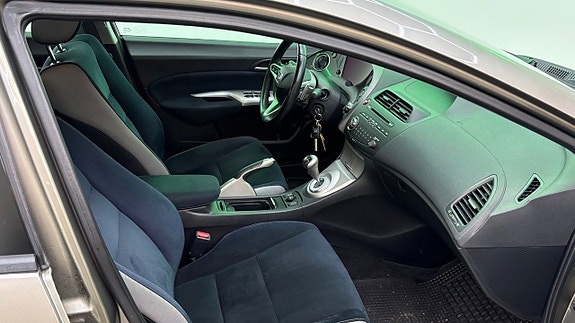 Honda Civic 17 of 21