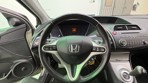 Honda Civic 12 of 21