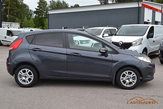 Ford Fiesta 4 of 13
