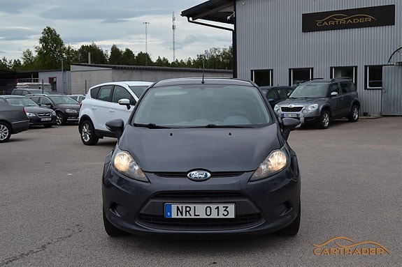 Ford Fiesta 5 of 13