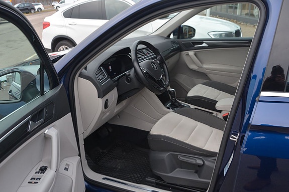 Volkswagen Tiguan 10 of 13