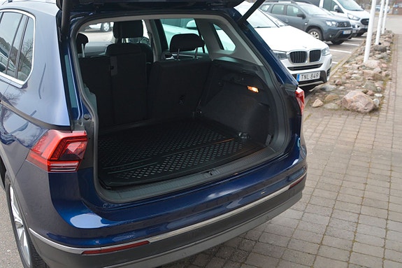 Volkswagen Tiguan 6 of 13