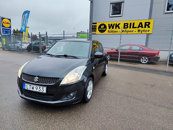 Suzuki Swift 3 of 5