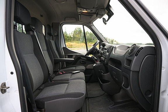 Renault Master 25 of 25